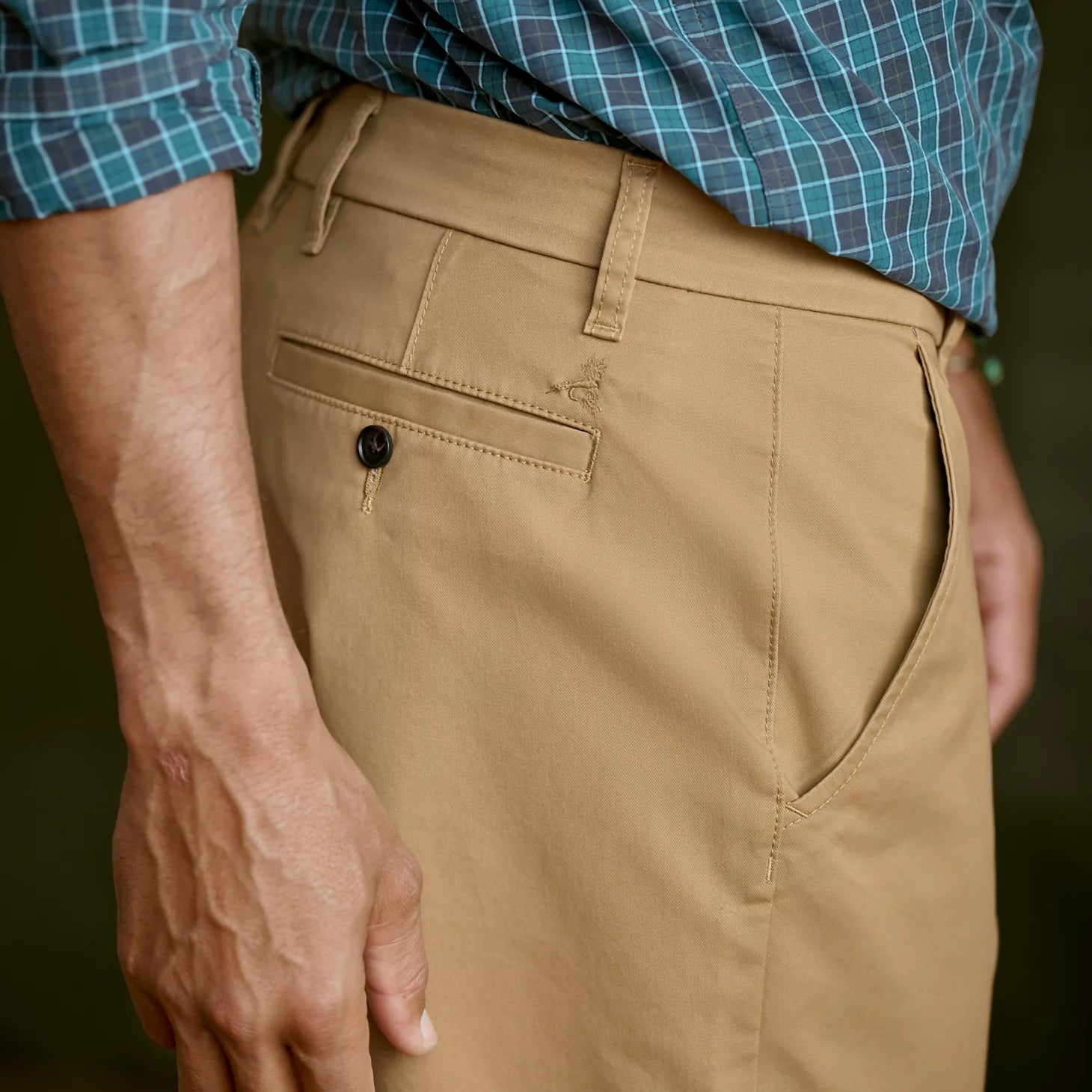 Orvis Men|Last Release 1856 Easy Care Angler 9" Chino Shorts