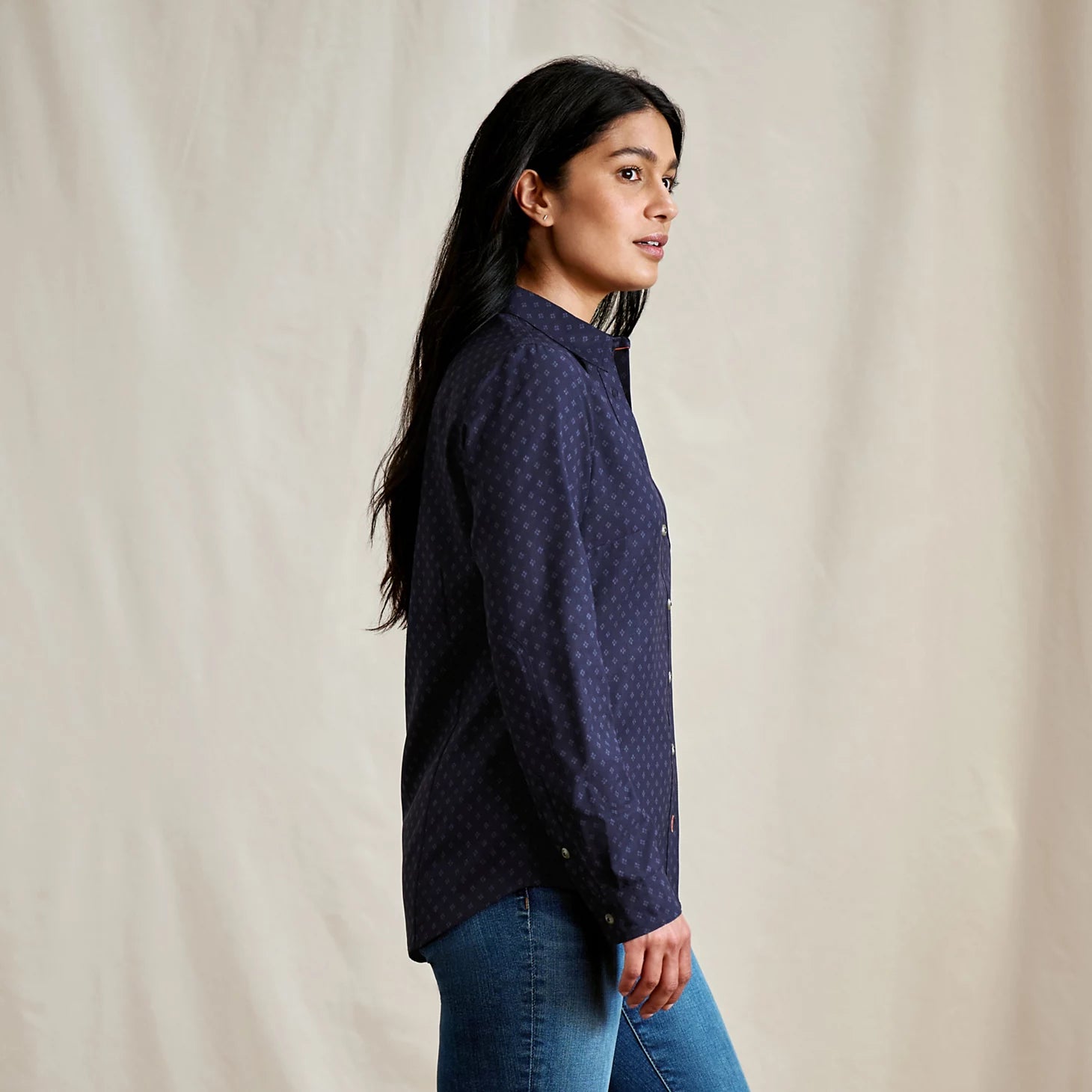 Orvis Women Women's Tech Chambray Long-Sleeve Work Shirt