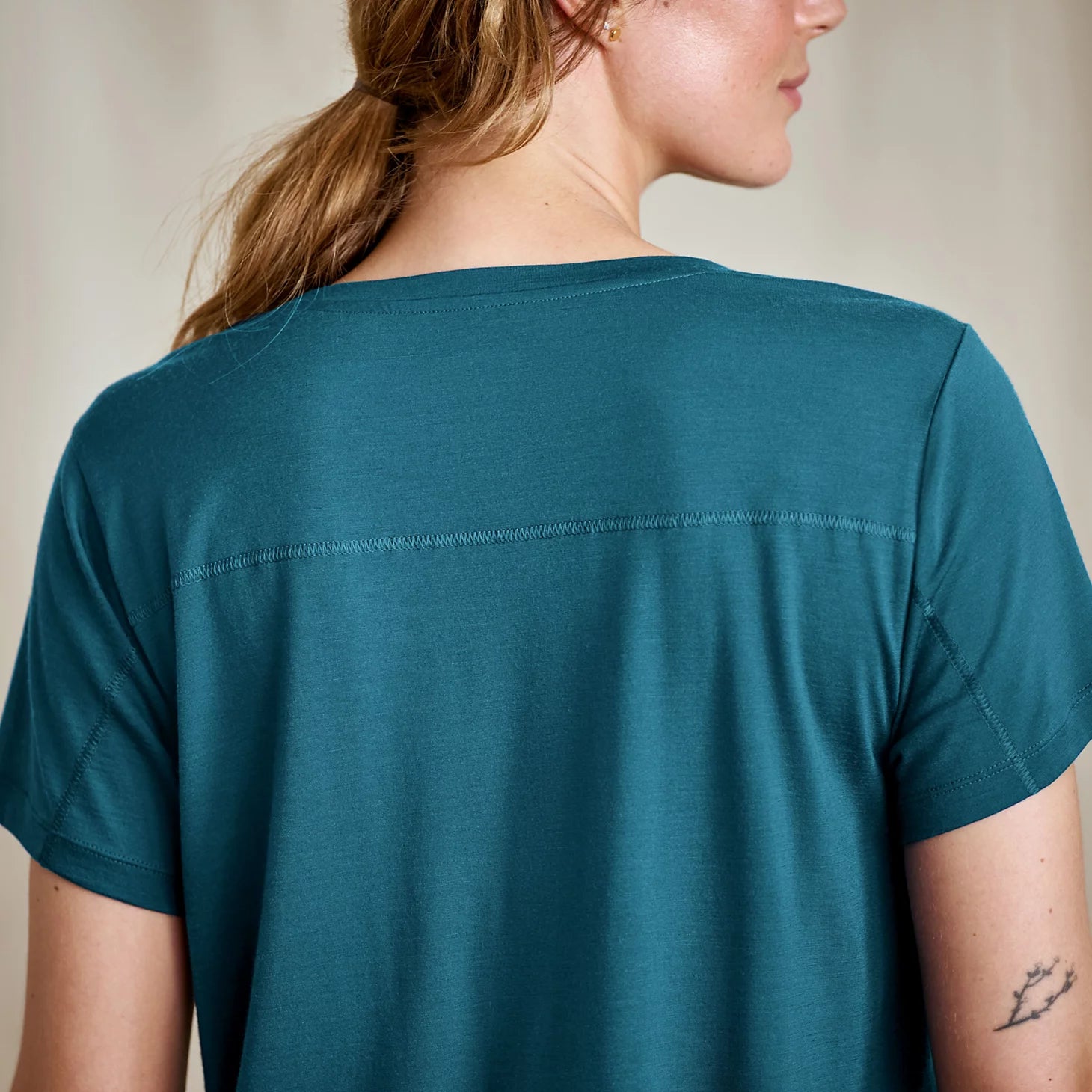 Orvis Women Women's Outbound Merino Short-Sleeve Tee