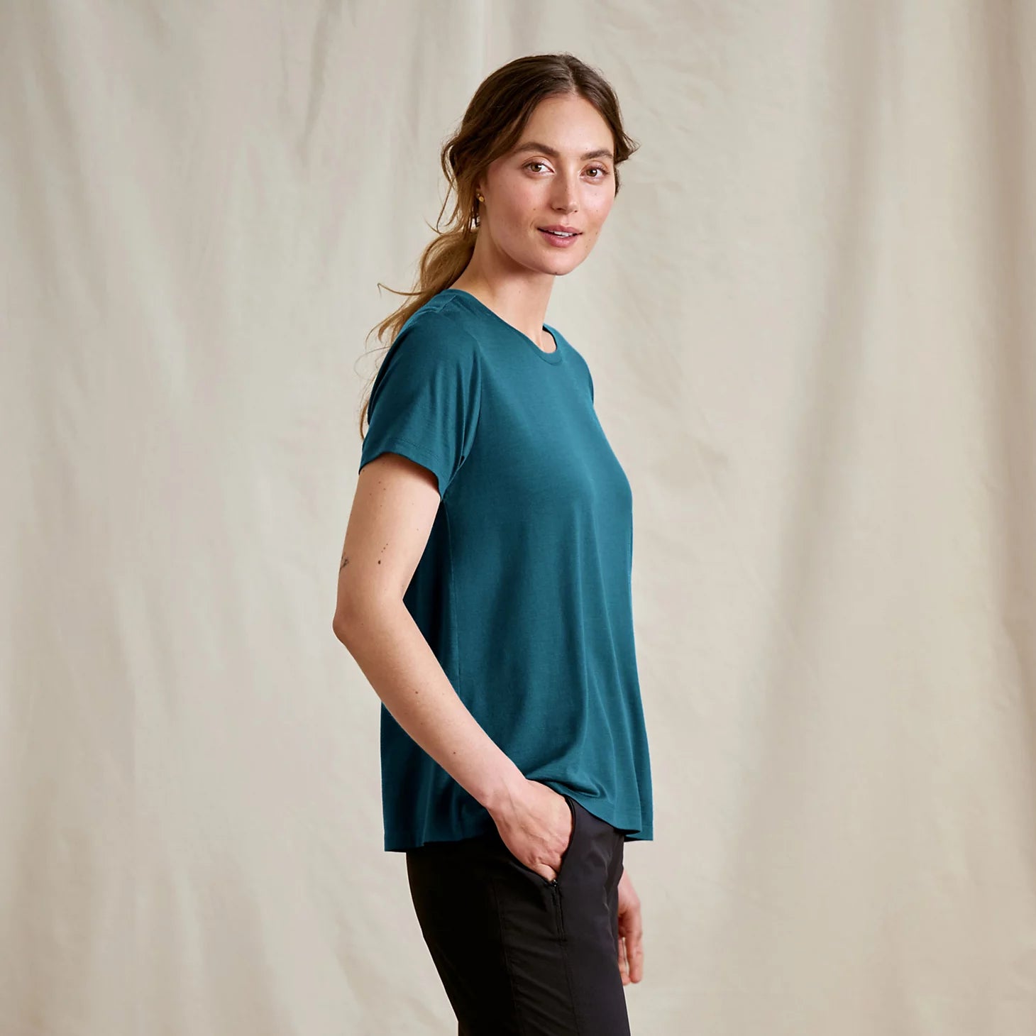 Orvis Women Women's Outbound Merino Short-Sleeve Tee