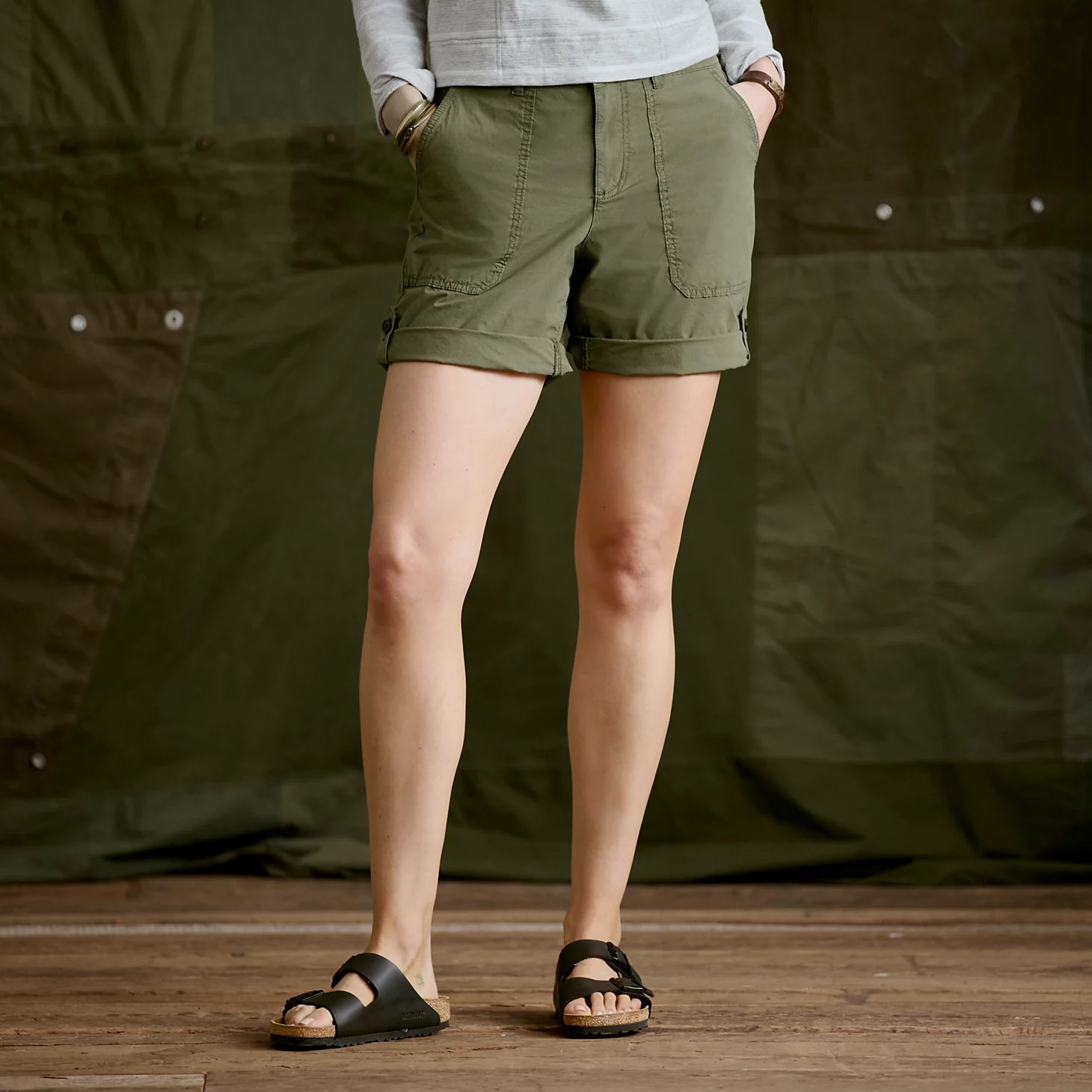 Orvis Women|Last Release Women's 1856 Stretch Poplin 9" Utility Shorts