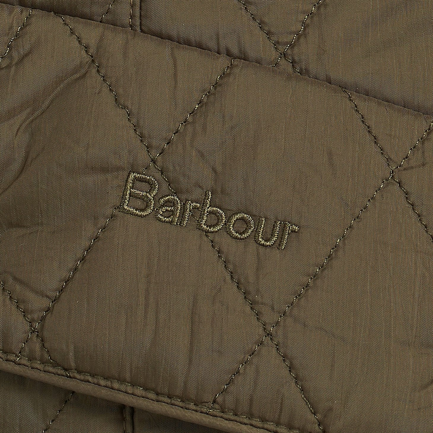 Orvis Women Barbour® Flyweight Cavalry Quilt