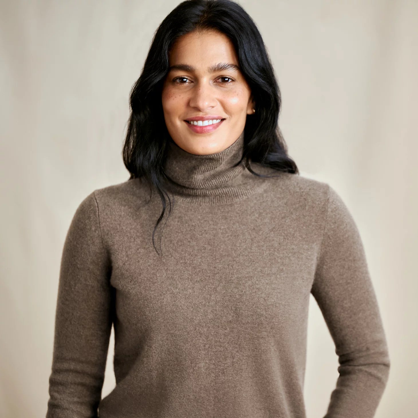 Orvis Women Classic Cashmere Turtleneck