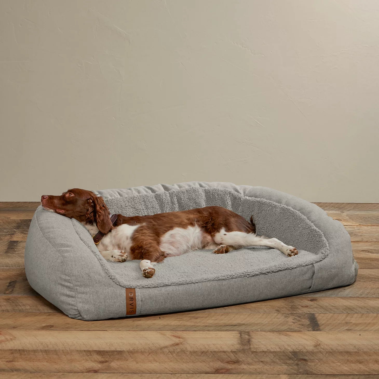 Orvis Dog FleeceLock® Memory Foam Couch Dog Bed
